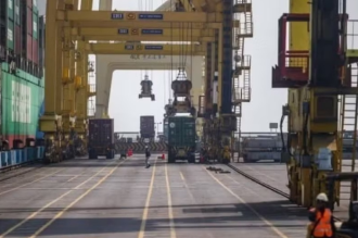 Malaysia, Indonesia seek to lift two-way trade